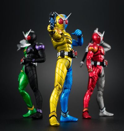 S.H.Figuarts(真骨雕制法)  假面骑士双骑 月神扳机形态