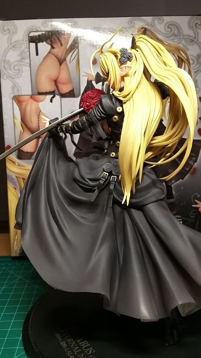 尘骸魔京  Ignis of the endless winter -神去りし野に踊る雪のイグニス-