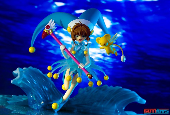 figFIX #008  百变小樱 木之本樱 战斗服