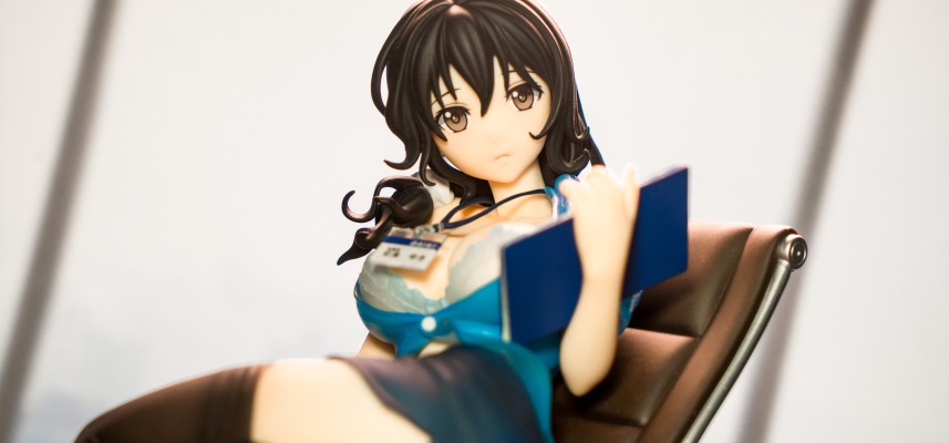 秘书课 初美雪 青色小恶魔