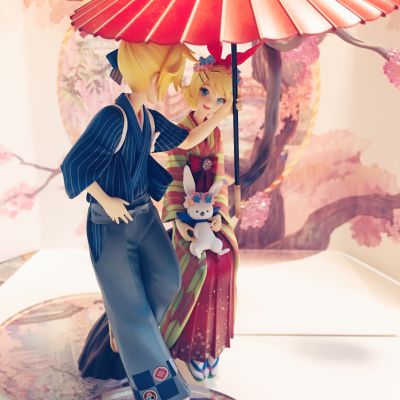 VOCALOID 镜音连 花色衣