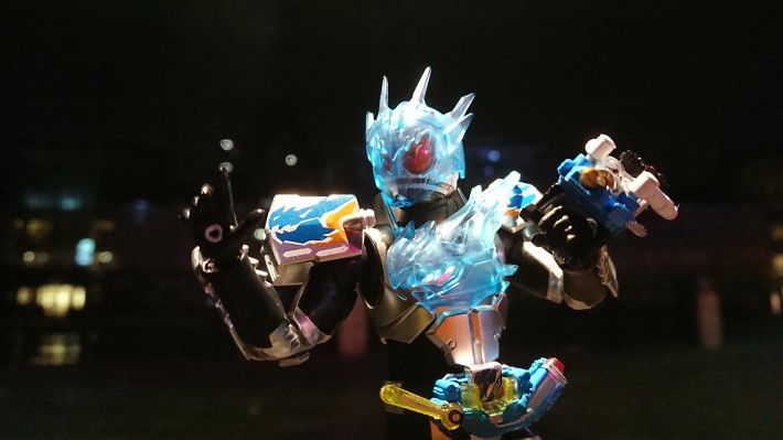 S.H.Figuarts 假面骑士创骑 假面骑士克罗兹 巨龙形态