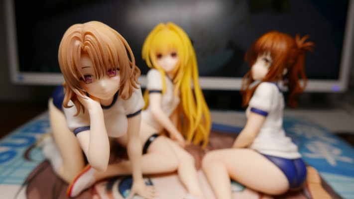 To LOVE Ru Darkness 金色暗影