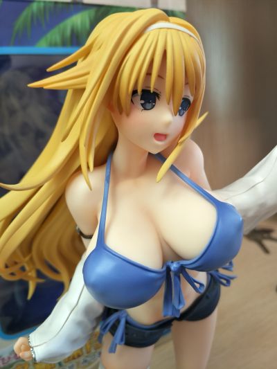 泉まひる封面 一之濑深月