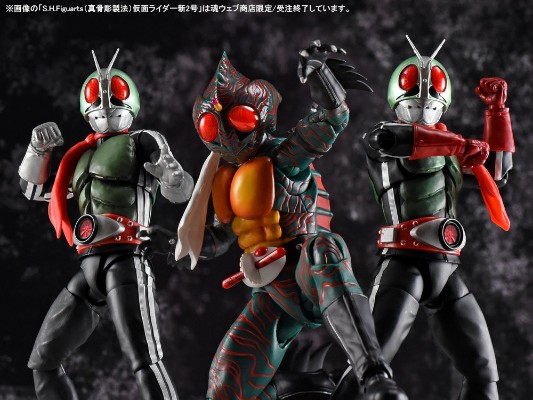 S.H.Figuarts（真骨雕制法）假面骑士：亚马逊 假面骑士亚马逊