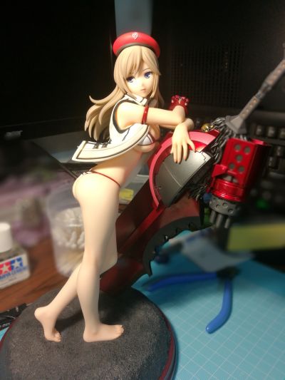 噬神者2 	艾莉莎・伊莉妮琪娜・奥美拉 白泳装版