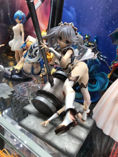 比基尼勇士 牧师