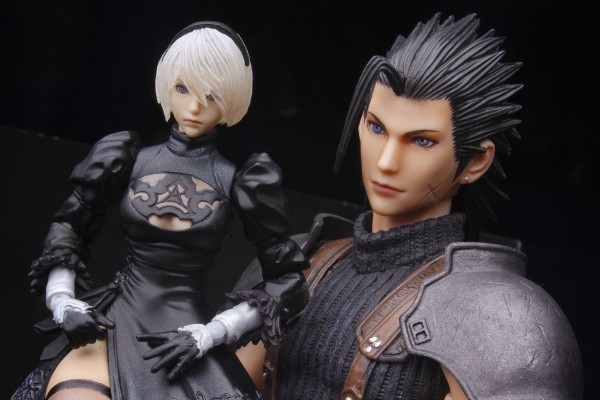PlayArts改 核心危机-最终幻想VII-扎克斯・菲尔