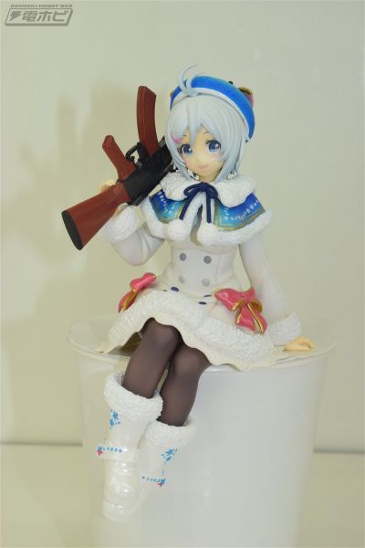 压泡面手办  Virtual YouTuber电脑少女小白 小白