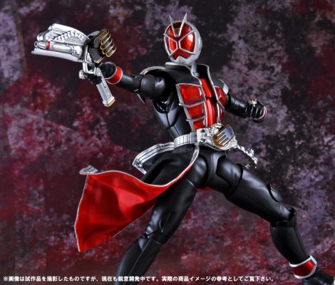 S.H.Figuarts(真骨雕制法)   假面骑士巫骑 火焰形态