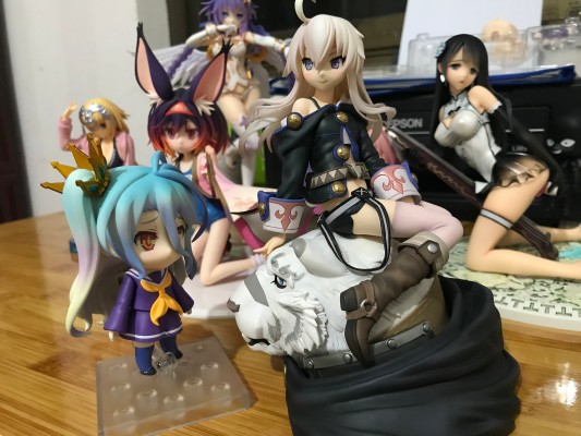 游戏人生  初濑伊纲 泳装