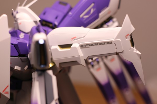 MG 1/100 Hi-ν高达 Ka版