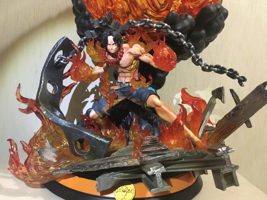 HQS 海贼王 	波特卡斯·D·艾斯