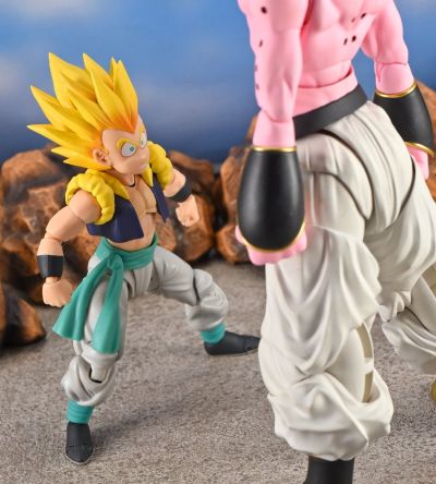 S.H.Figuarts 龙珠Z 魔人布欧-恶-