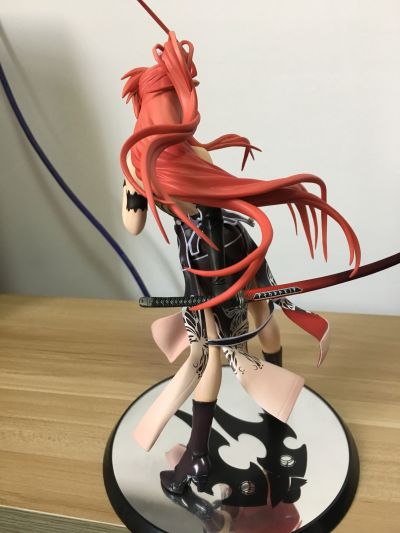 尘骸魔京  依格妮丝 