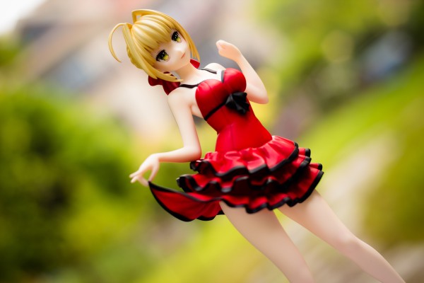 Fate/EXTRA CCC Saber 深红现代服