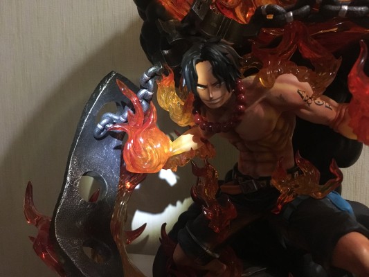 HQS 海贼王 	波特卡斯·D·艾斯