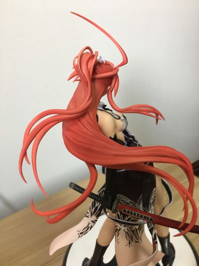 尘骸魔京  依格妮丝 