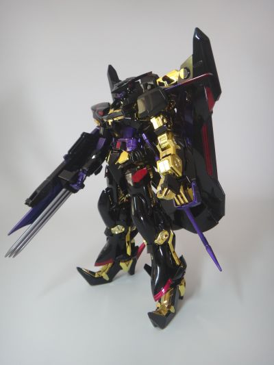 1/100高达SEED DESTINY系列 机动战士高达SEED DESTINY MBF-P01-Re2 异端高达金色机 天蜜娜