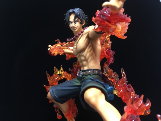 Figuarts ZERO 海贼王 艾斯 Battle ver.