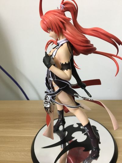 尘骸魔京  依格妮丝 