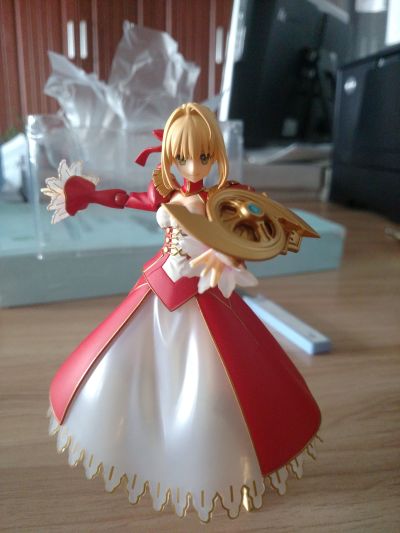 figma#370 命运-创世 Saber EXTRA
