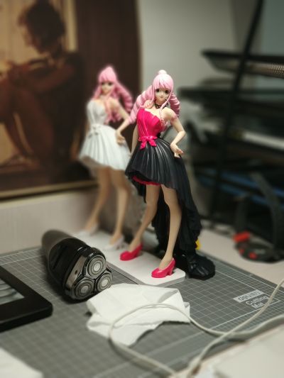 LADY EDGE: WEDDING 海贼王 佩罗娜