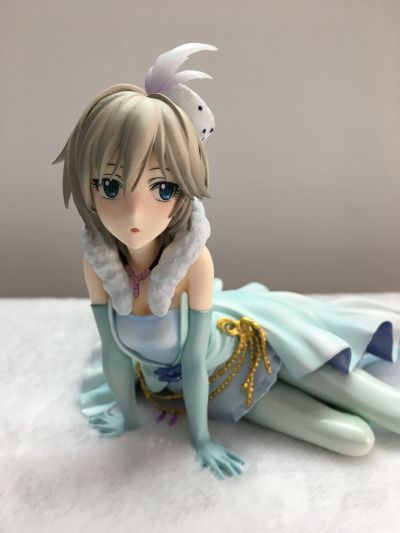 偶像大师 灰姑娘女孩 	安娜斯塔西娅 LOVE LAIKA Ver.