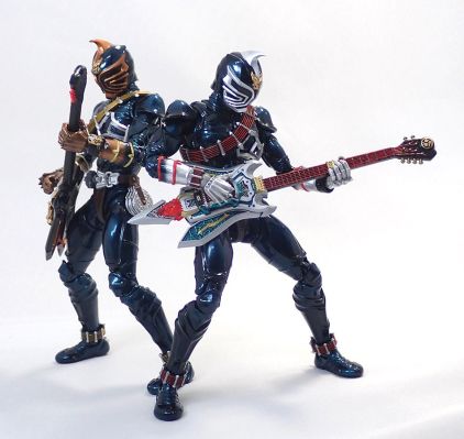 S.H.Figuarts（真骨雕制法）  假面骑士轰鬼