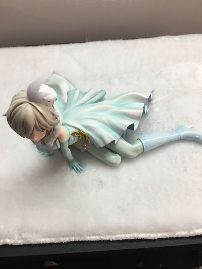 偶像大师 灰姑娘女孩 	安娜斯塔西娅 LOVE LAIKA Ver.