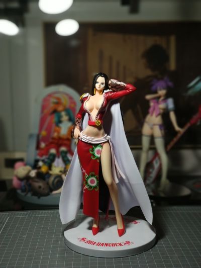 LADY EDGE: WEDDING 海贼王 佩罗娜