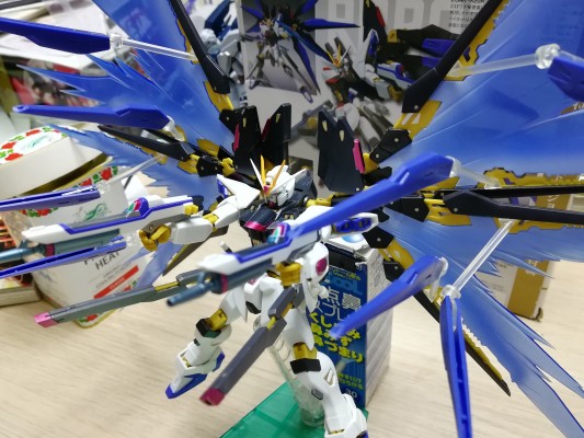 ROBOT魂 -ロボット魂-〈SIDE MS〉 强袭自由高达用 云古エフェクトパーツ＆スタンドSET（魂ウェブ限定）