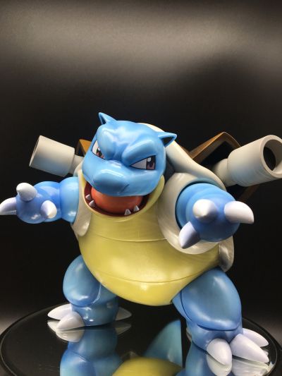 G.E.M. 宝可梦 青绿 与 水箭龟