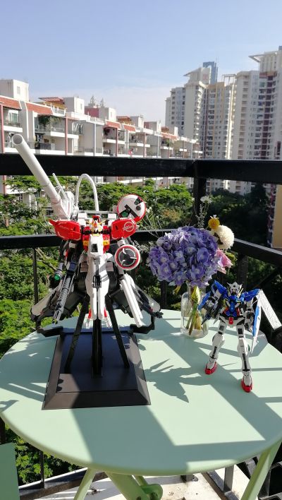 MG 1/100 能天使高达