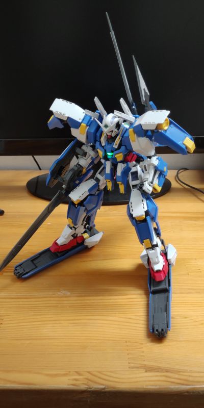 MG 1/100 能天使高达