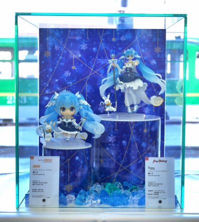 figma#EX-054 Vocaloid 初音未来&Rabbit Yukine 公主 雪未来 2019