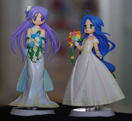 Extra Figure 幸运星 泉此方 Wedding Dress Ver. 