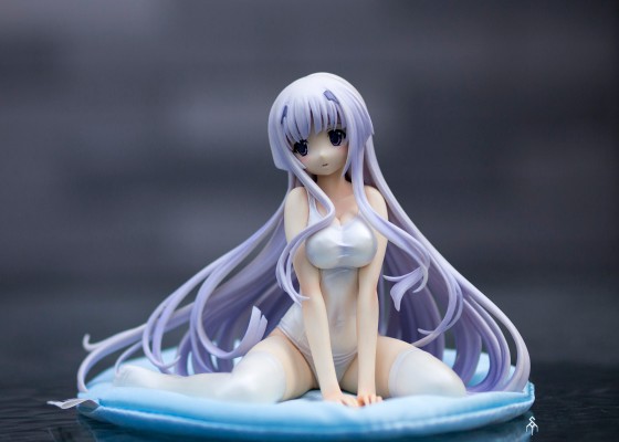 伊妮亚・谢斯切娜 -紅蕾-