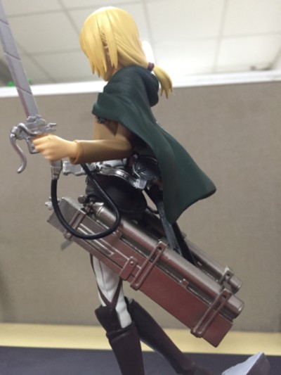 进击的巨人 克里斯塔·连兹