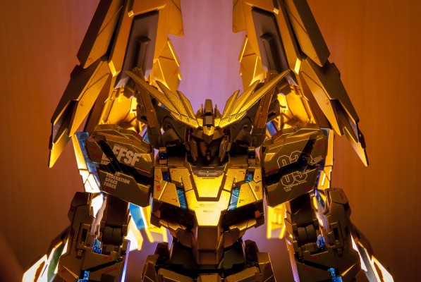 GFFMC 独角兽高达三号机凤凰