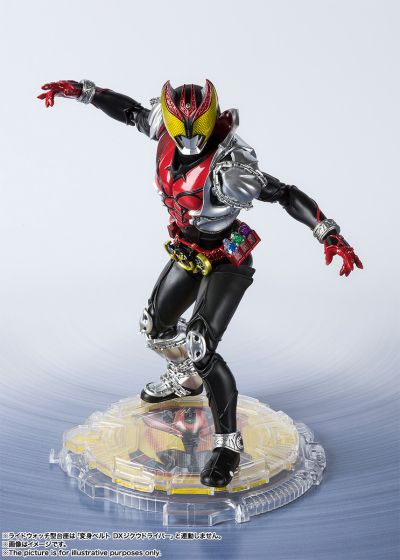 S.H.Figuarts(真骨雕制法)    假面骑士月骑 月骑形态