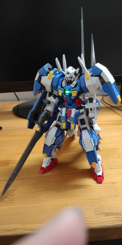 MG 1/100 能天使高达