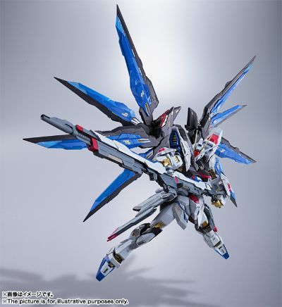 METAL BUILD 机动战士高达SEED Destiny ZGMF-X20A 强袭自由高达