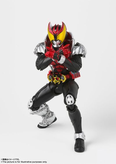 S.H.Figuarts(真骨雕制法)    假面骑士月骑 月骑形态