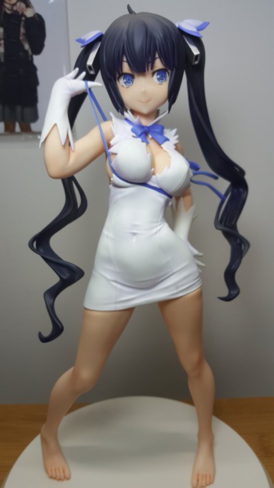 期待在地下城邂逅有错吗  赫斯缇雅