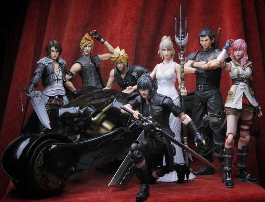 PlayArts改 核心危机-最终幻想VII-扎克斯・菲尔