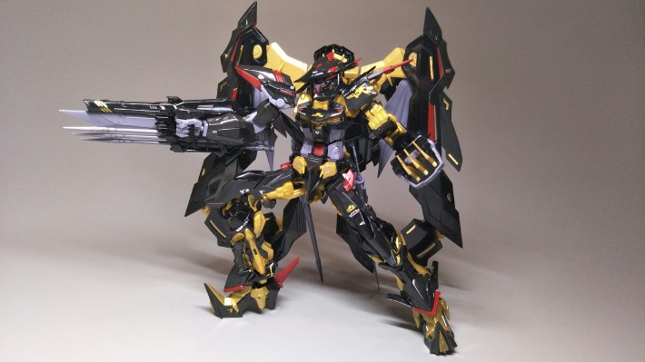 RG 1/144 异端高达金色机天米娜