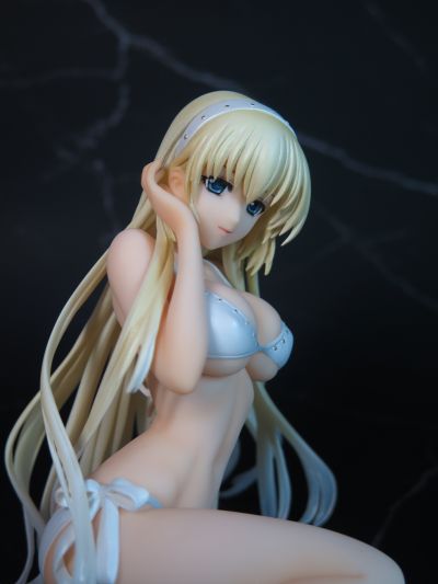 	4-Leaves Schwarzes marken 爱丽丝蒂娜