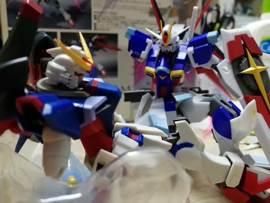 ROBOT魂〈SIDE MS〉机动战士高达SEED DESTINY ZGMF-X42S 命运高达