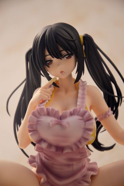 快乐天BEAST封面女郎 春本樱